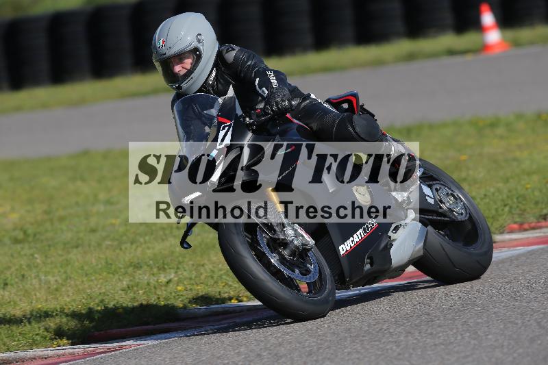 /Archiv-2023/10 21.04.2023 Discover the Bike ADR/Race 3 rot/7